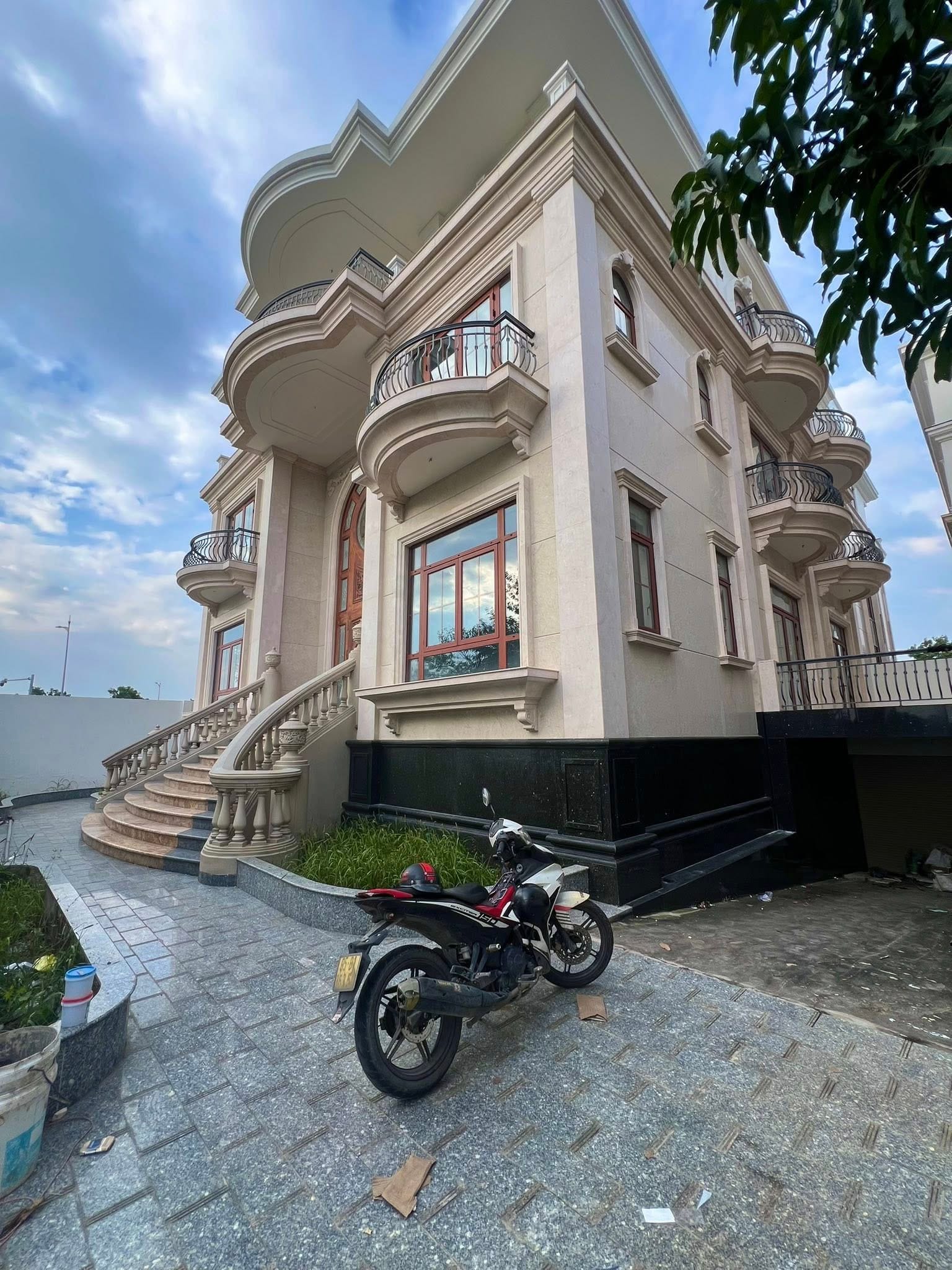 Căn góc 460m2 biệt thự Mansion Vạn Phúc mặt sông Sài Gòn