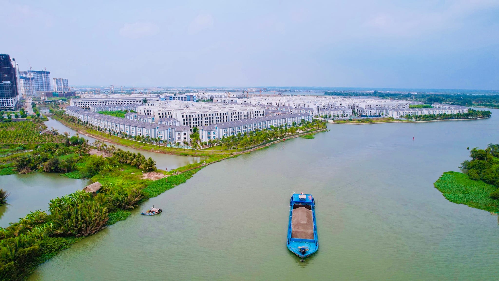 Bán biệt thự ven hồ 252m2 Vinhomes Grand Park