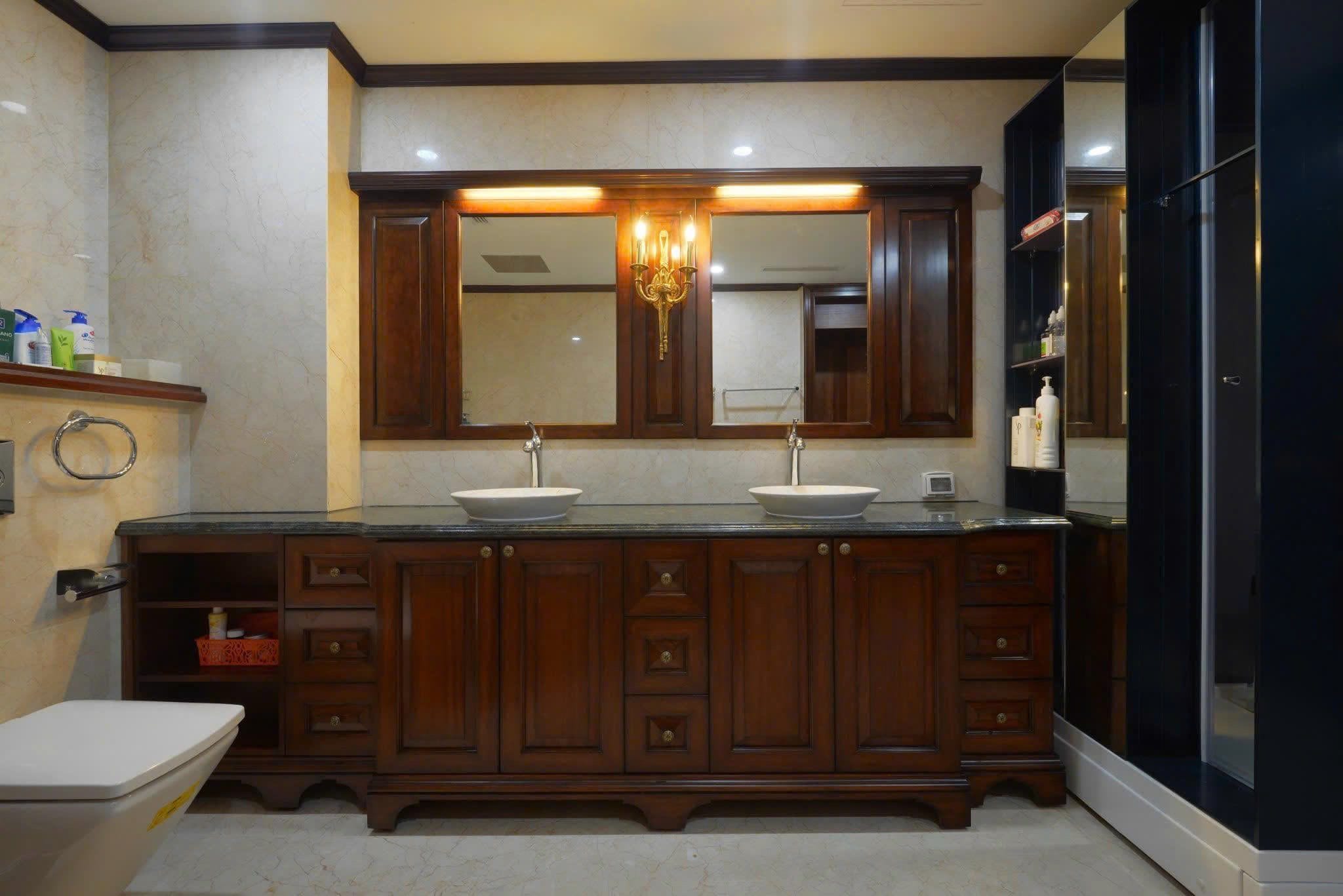 Bán biệt thự góc 238m2 ngã tư trung tâm bên sông Hiệp Bình Chánh