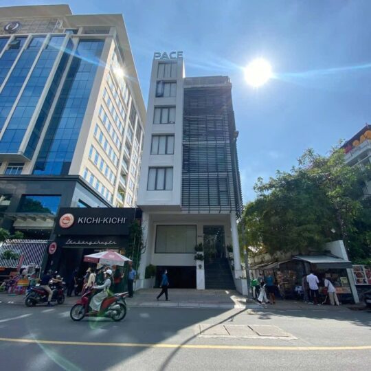 Bán tòa nhà 196m2 341 Nguyễn Trãi phường Cầu Ông Lãnh