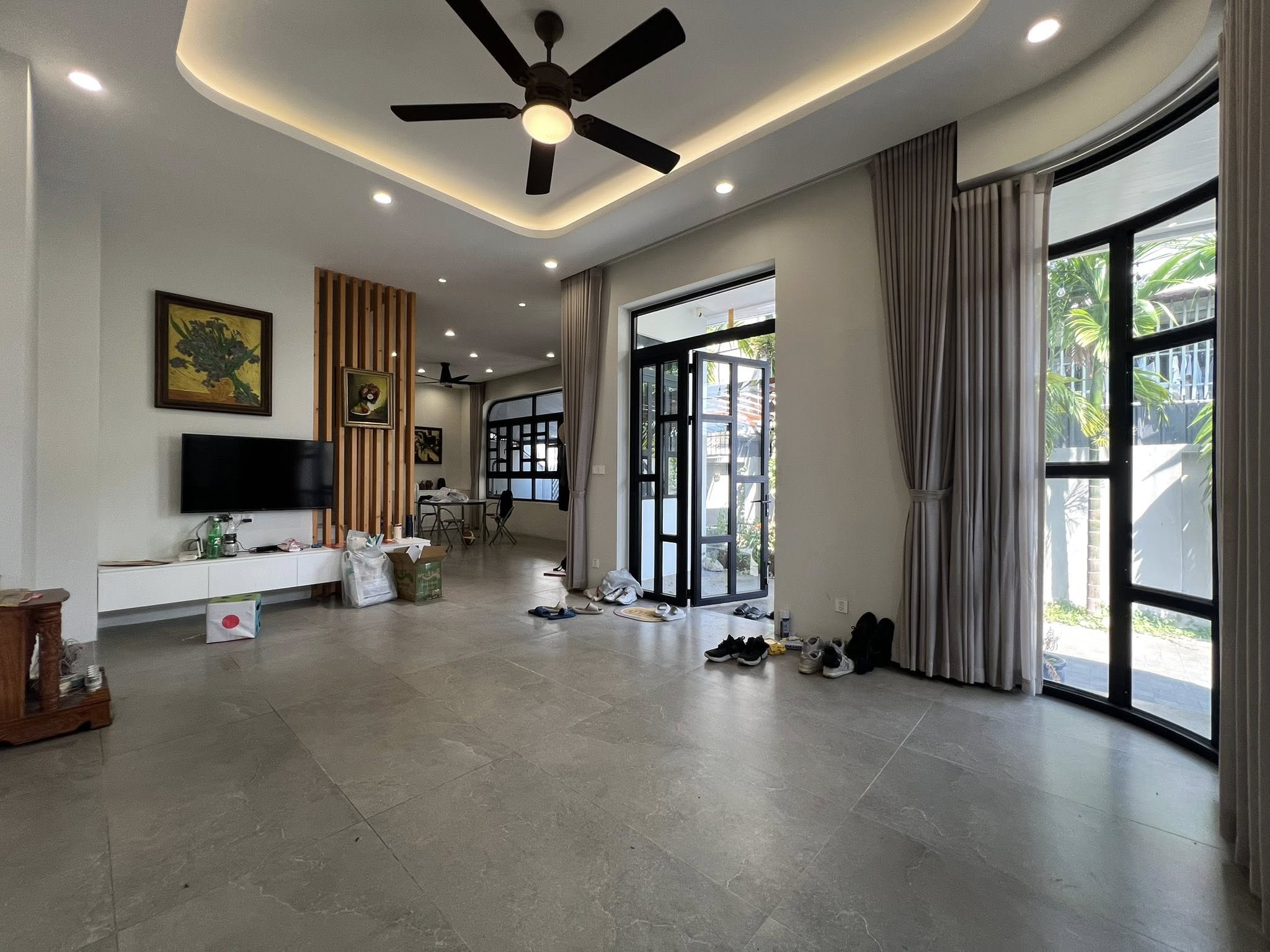 Biệt thự 275m2 góc bên sông Sài Gòn phường Hiệp Bình Chánh,Thủ Đức