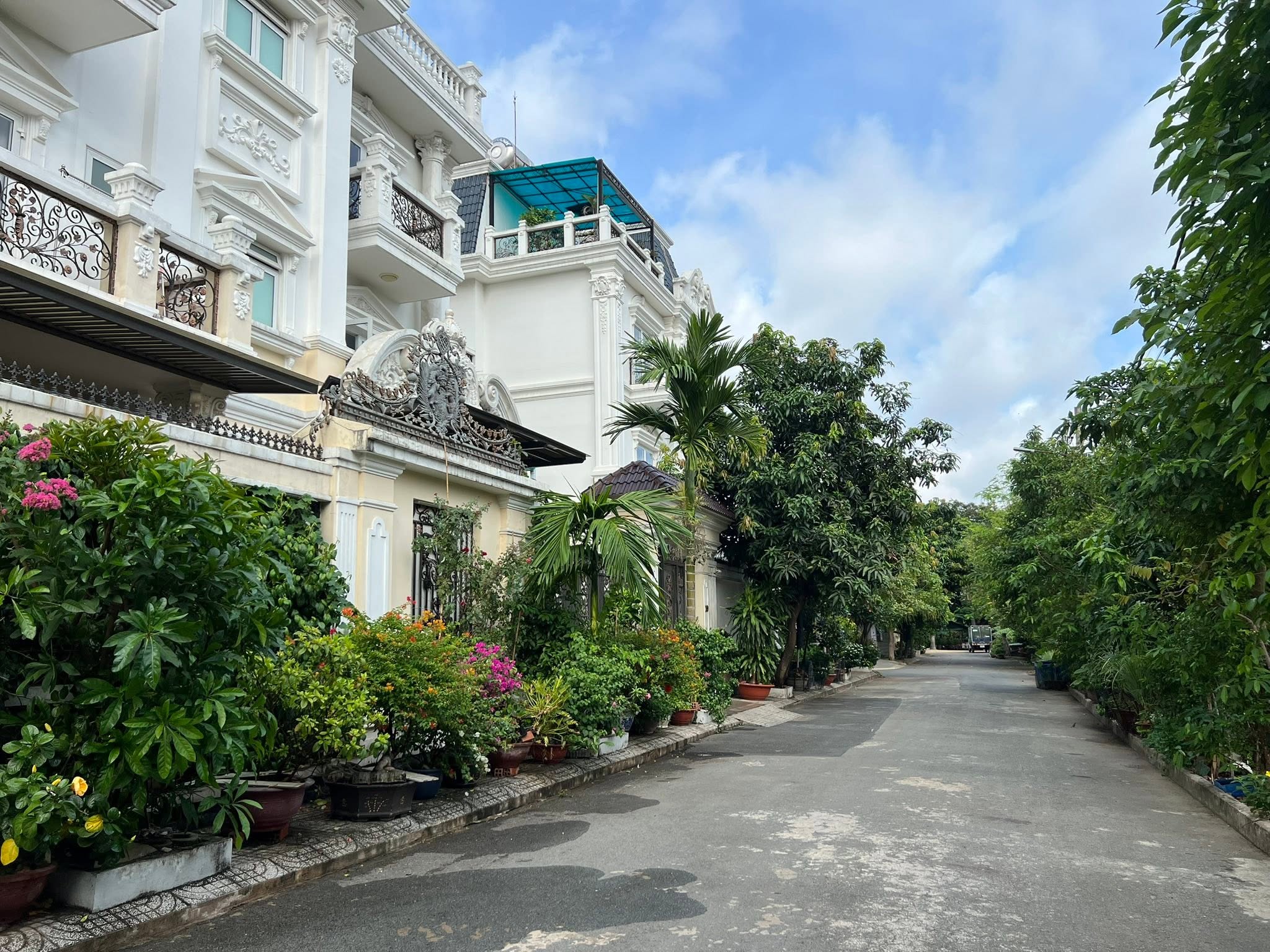 Bán lô đất 200m2 góc 2 mặt tiền gần đường Hiệp Bình Thủ Đức
