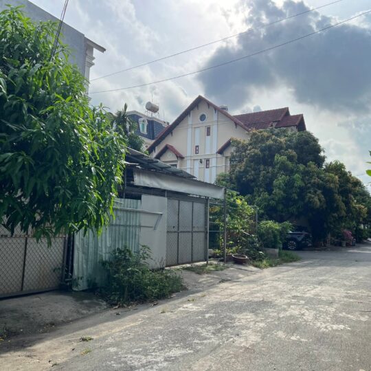 Bán lô đất 200m2 góc 2 mặt tiền gần đường Hiệp Bình Thủ Đức