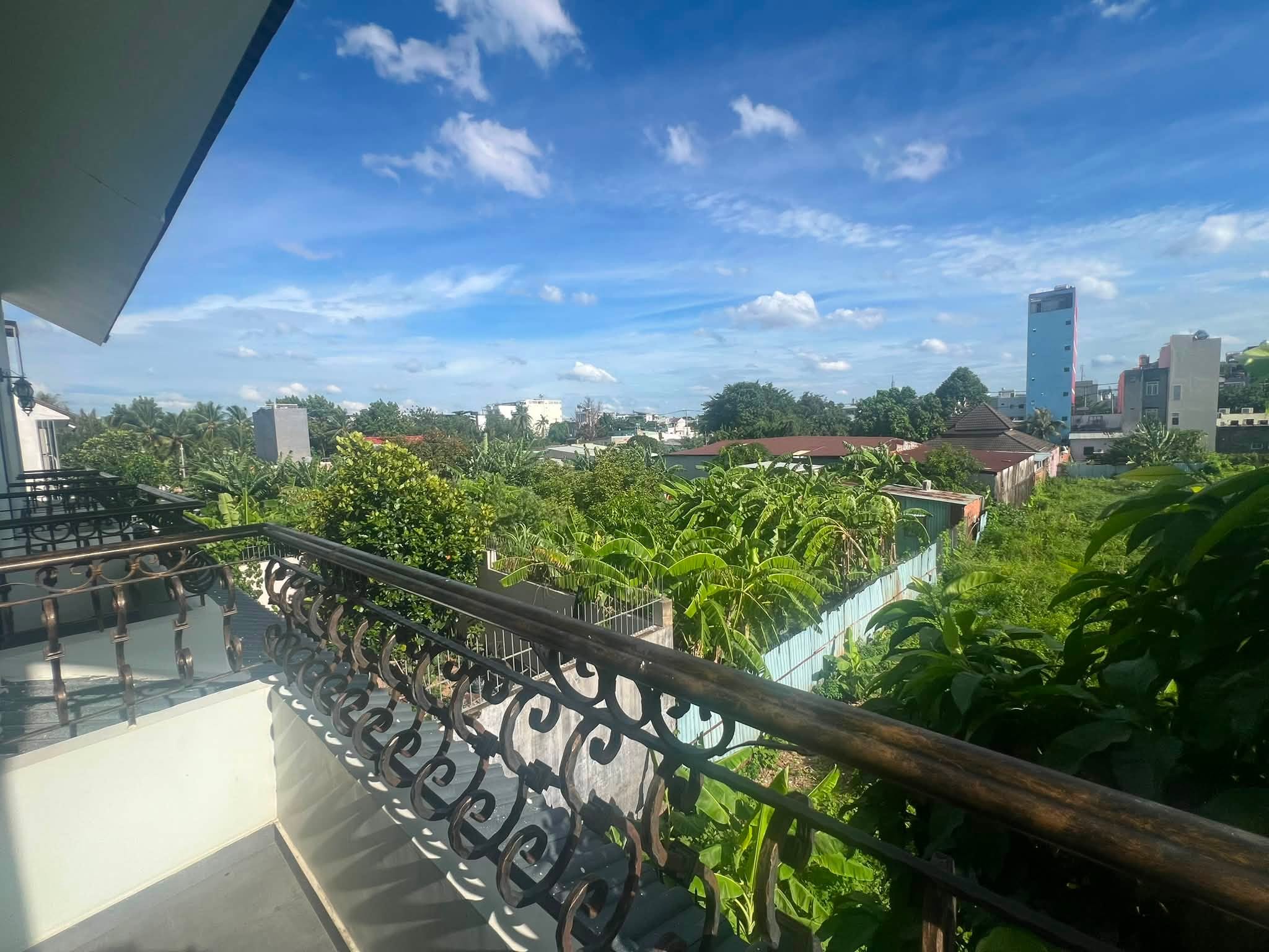 Bán căn biệt thự 200m2 khu dân cư ngay Hiệp Bình Thủ Đức