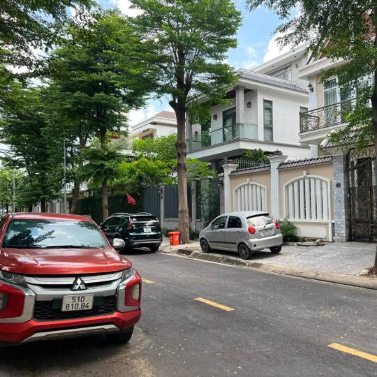 Bán căn biệt thự 200m2 khu dân cư ngay Hiệp Bình Thủ Đức