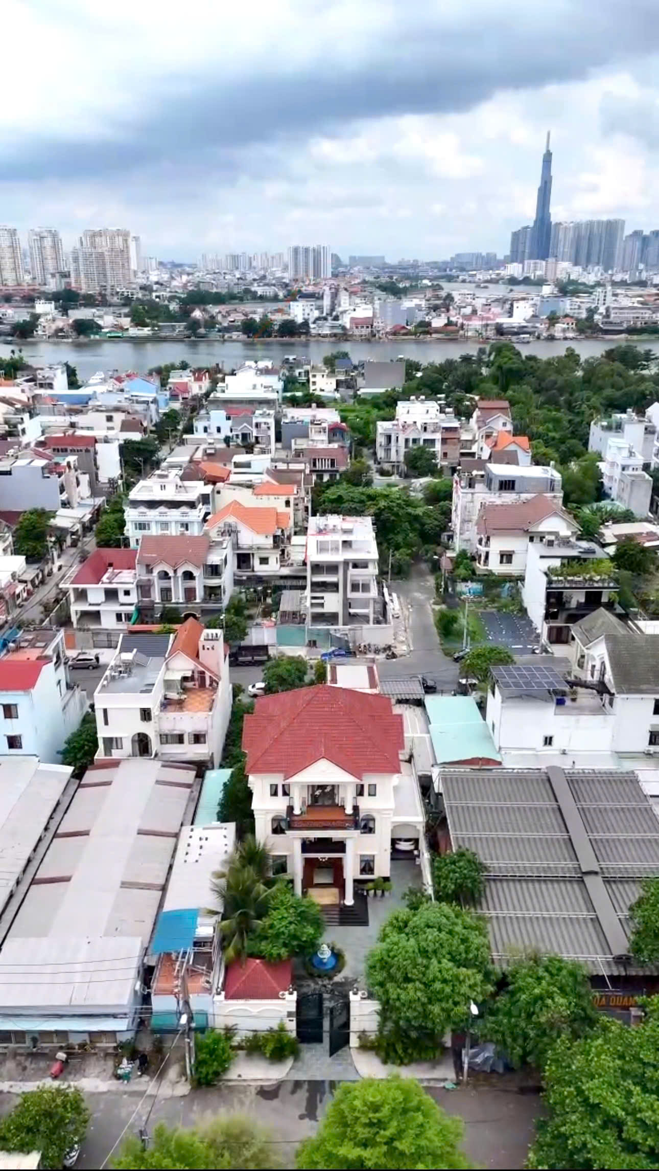 Biệt thự 510m2 bên sông Sài Gòn Hiệp Bình Chánh Thủ Đức